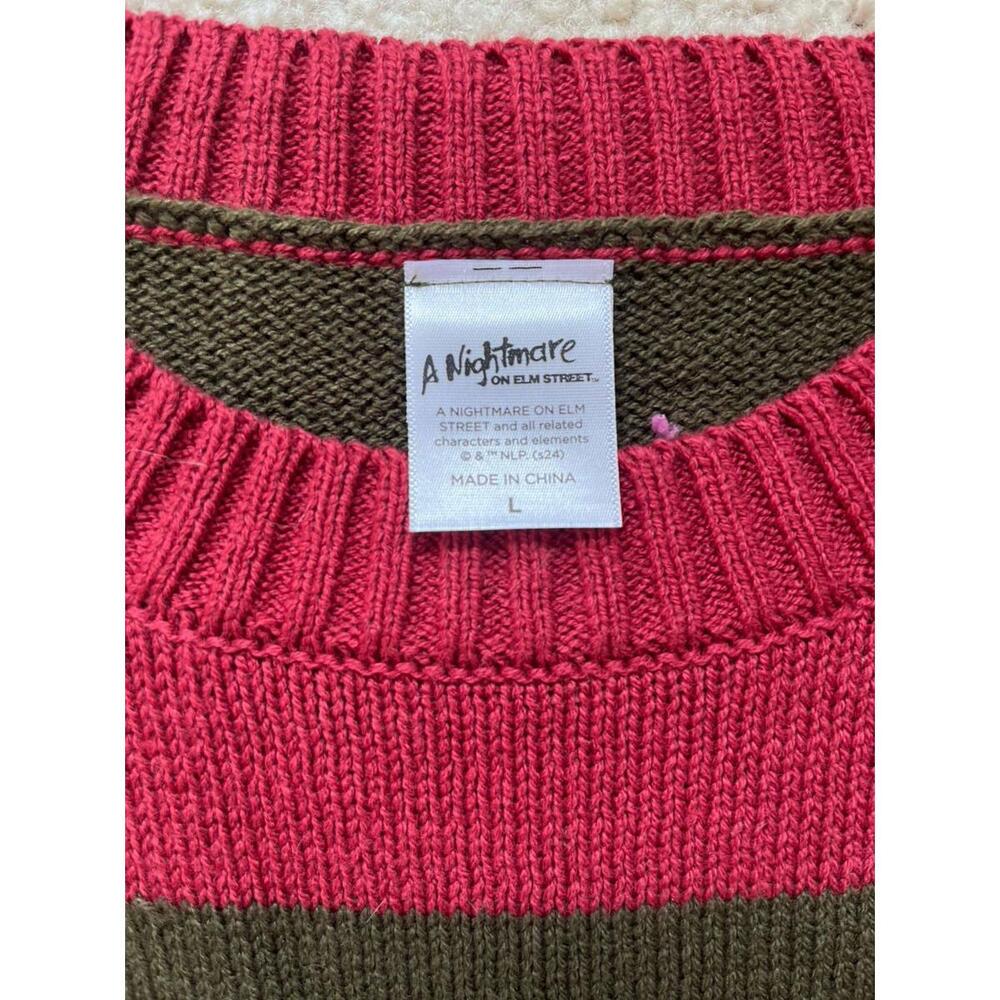 Sweater - Picture 2 of 2